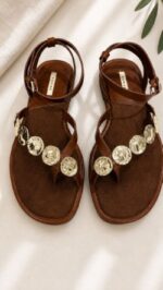 Sandalia monedas camel - Imagen 3